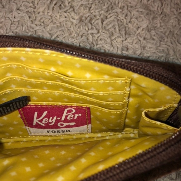 Fossil Wristlet - Picture 4 of 4